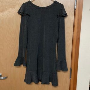 NWT Blu Pepper black and gray striped ribbed dress.👗Midi, multi ruffle. Sz. L